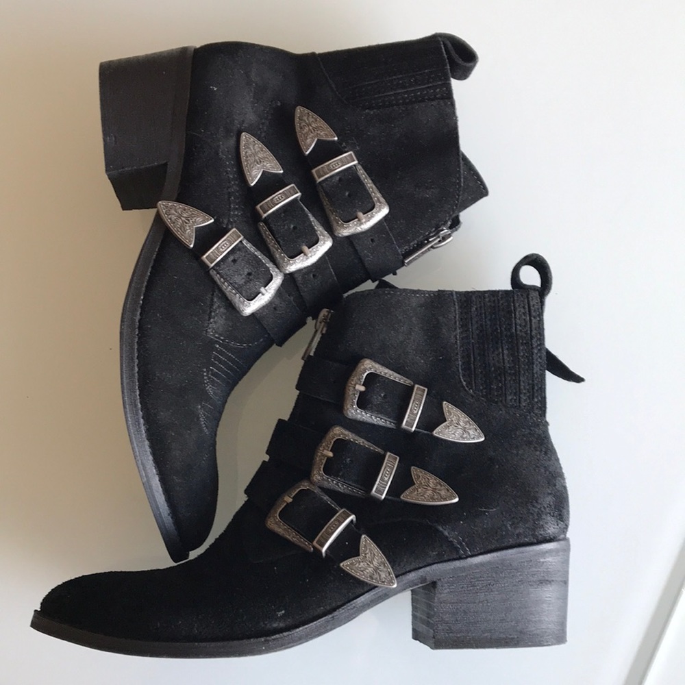 Dolce Vita Scott Booties NWOT